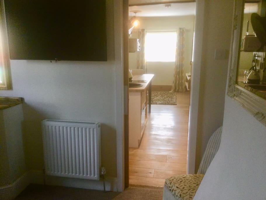 Апартаменти Henwick House Beautiful Flat,Private Parking, Short Walk To Town Ладлоу Екстер'єр фото